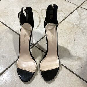 LOLA SHOETIQUE 
SIZE - 8.5